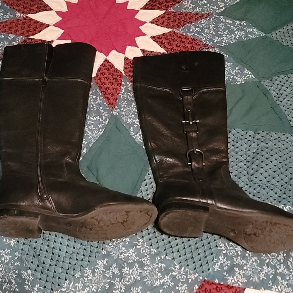 Michelle D boots